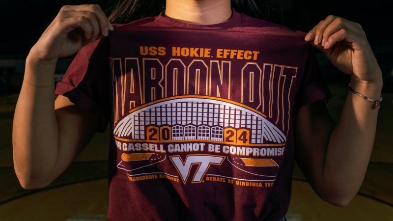 Student wearing a maroon effect shirt